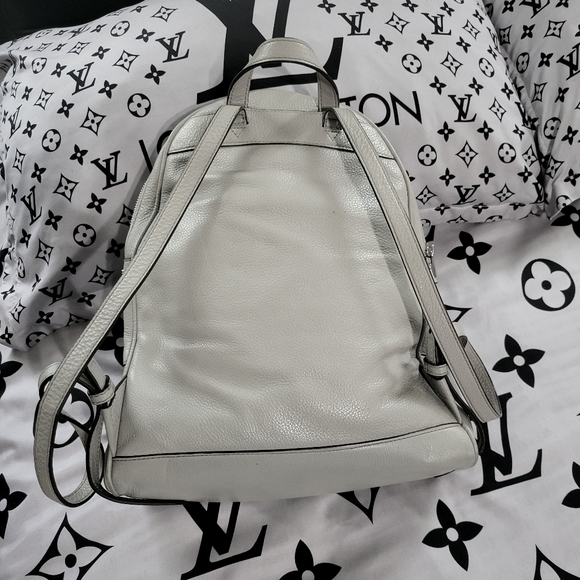 Michael Kors Rhea Large Backpack - Picture 8 of 14